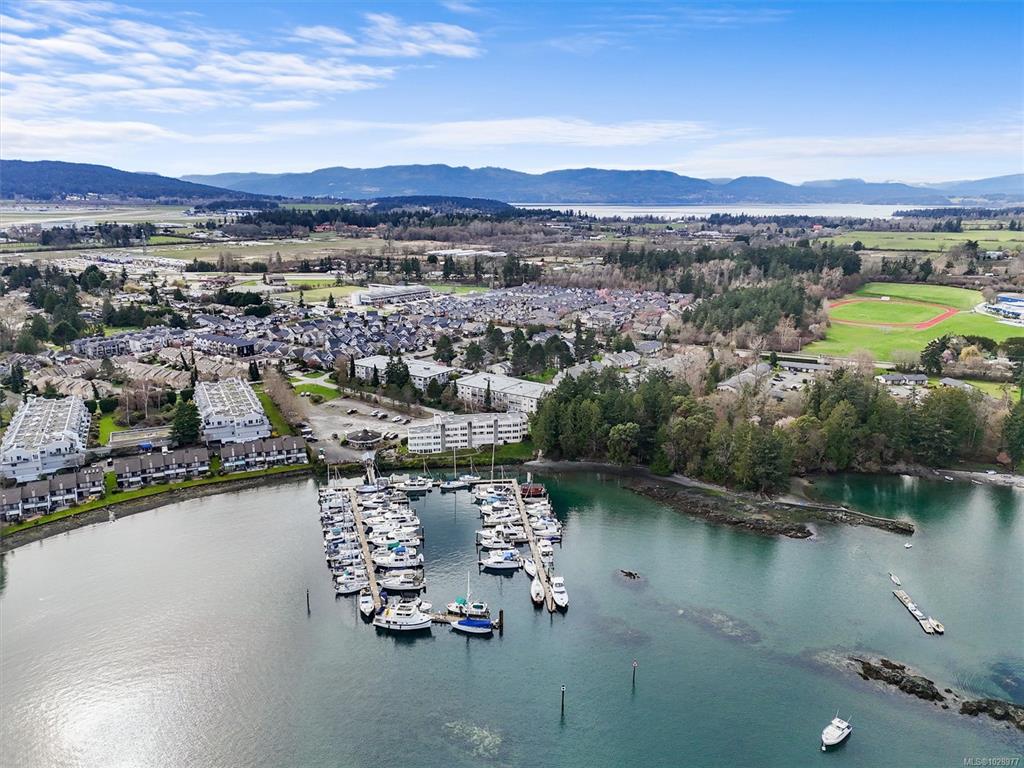 Fourth View of 2050 White Birch Rd, Marina Park, Sidney, BC, V8L 2R1
