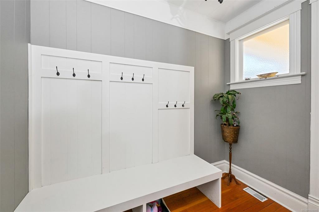 Fifth View of 838 Princess Ave, Victoria, BC, V8T 1K8