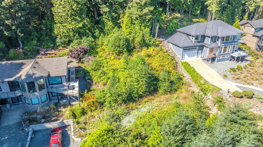 Fifth View of 822 Craig Rd, Ladysmith, BC, V9G 2C4