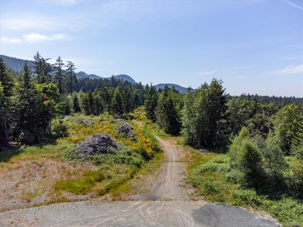 Fifth View of 7555 Fernmar Rd, Lantzville, BC, V0R 2H0