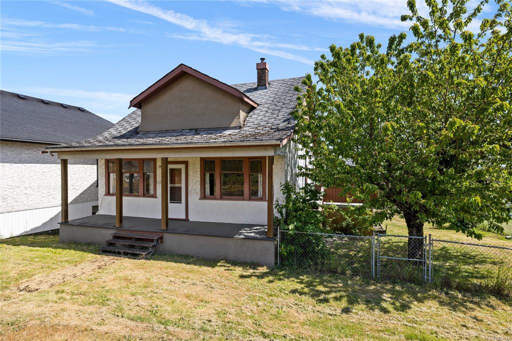 Fourth View of 19 View St, Nanaimo, BC, V9R 4N3