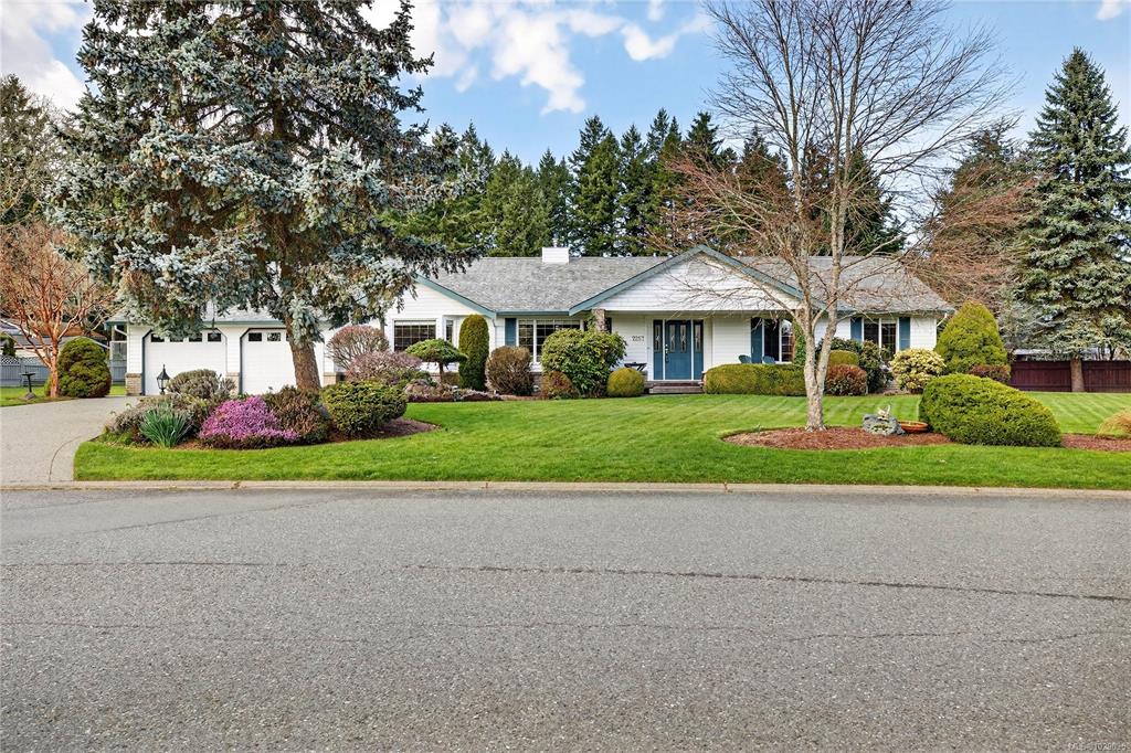 Second View of 2257 Tarn Pl, Duncan, BC, V9L 5E7