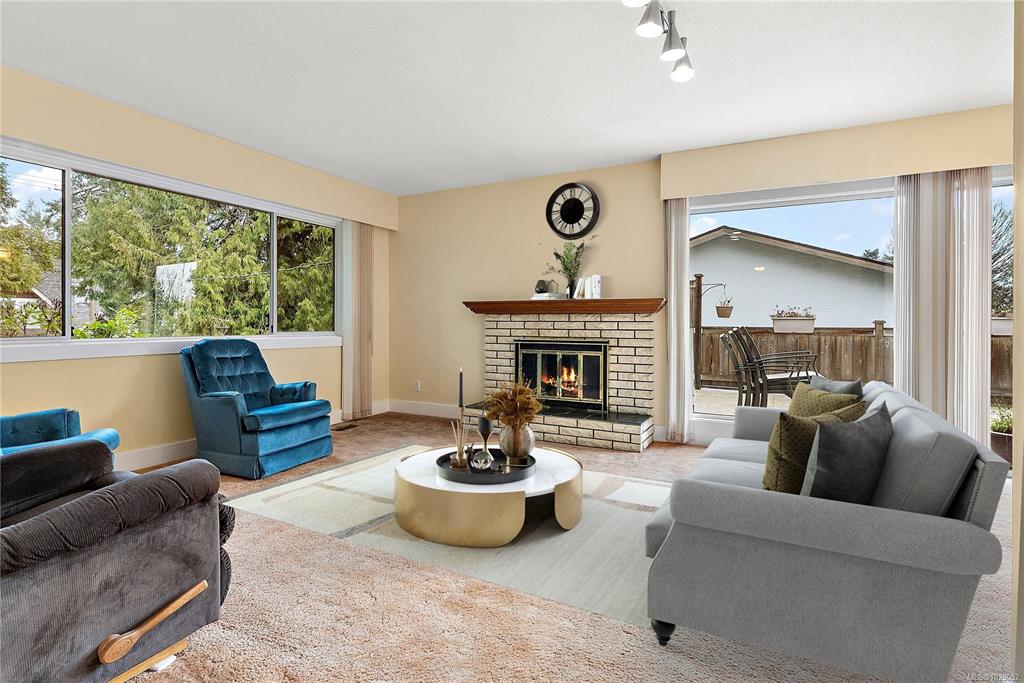 Third View of 2009 Stellys Cross Rd, Central Saanich, BC, V8M 1M8