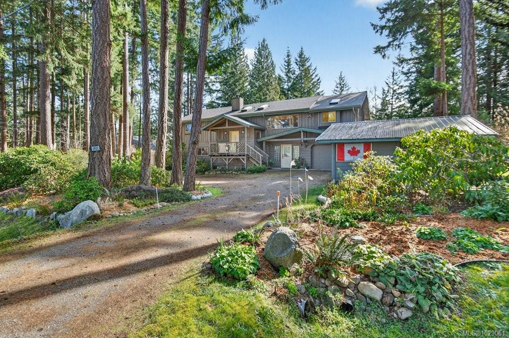 Second View of 1931 Thurber Rd, Comox, BC, V9M 3Z5