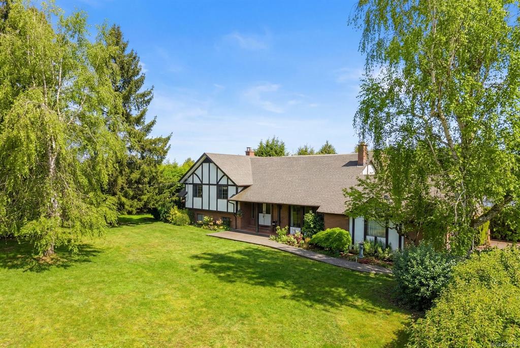 1584 White Rd, 1029074, BC,