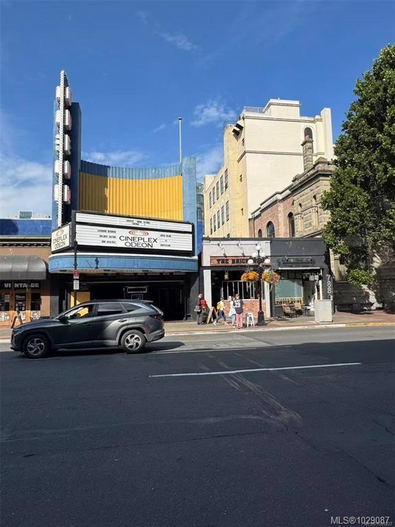 MLS® listing #30818938 for sale located at 784 Yates St