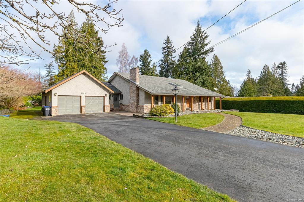 Third View of 1023 Harlequin Rd, Eaglecrest, Qualicum Beach, BC, V9K 1E2