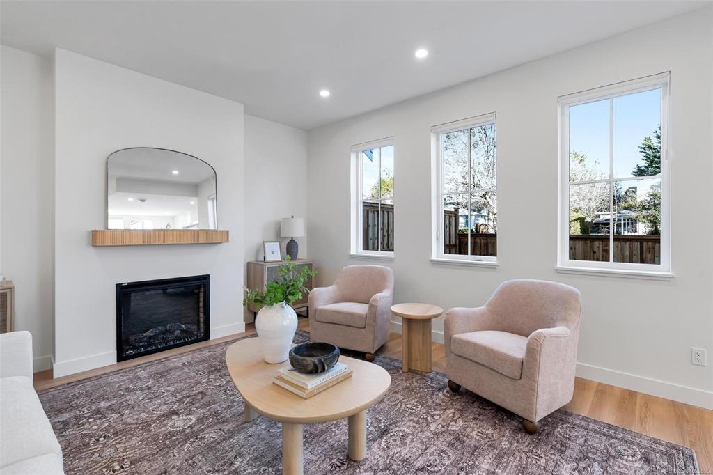 Fifth View of 1255 Dunsterville Ave, The Grove, Saanich, BC, V8Z 2W9