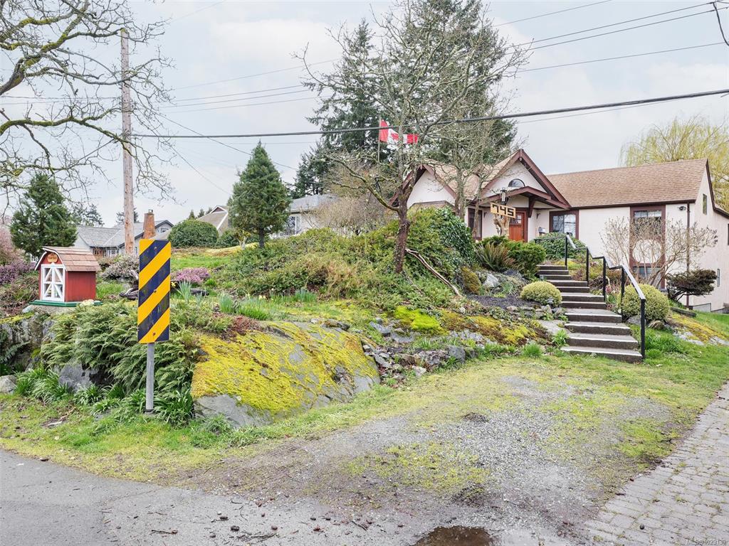 Second View of 745 Middleton St, Saanich, BC, V9A 2E1