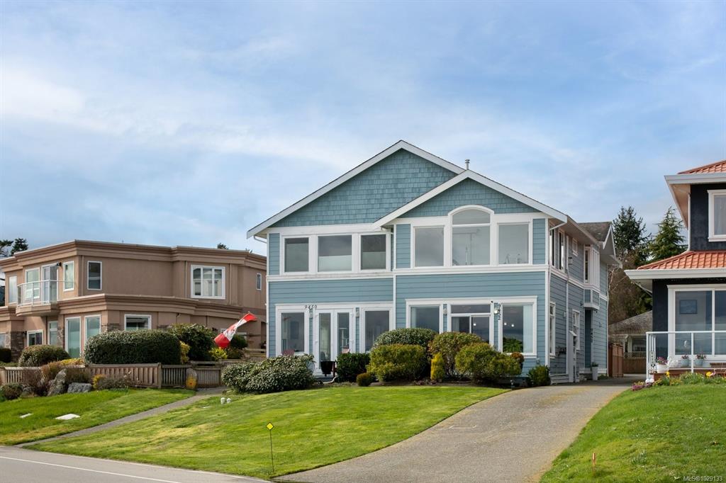 9452 Lochside Dr, 1029133, BC,