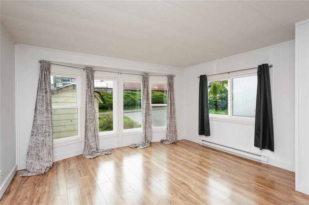 Third View of 70 Cooper Rd, Westview Terrace MHP, View Royal, BC, V9A 4K2