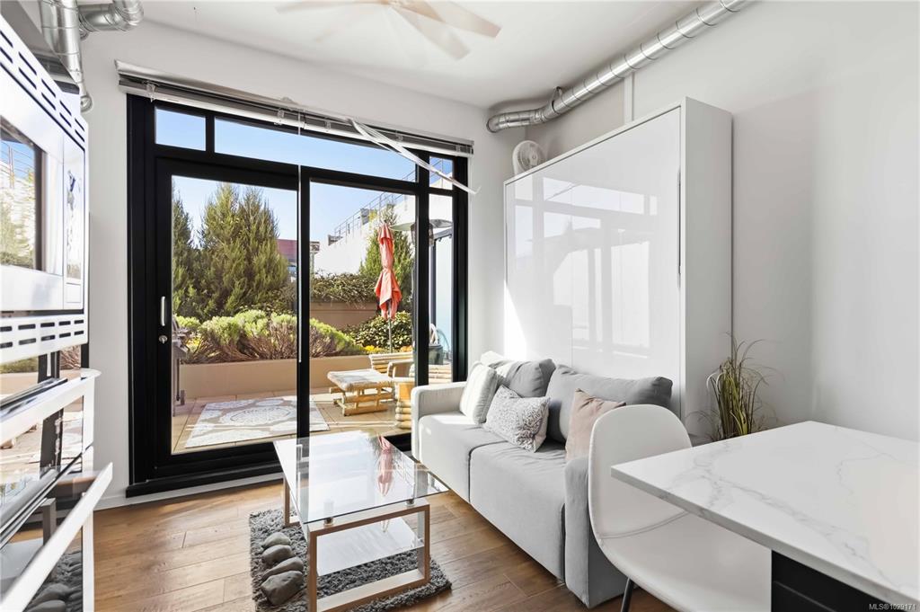 1029 View St, 1029171, BC,