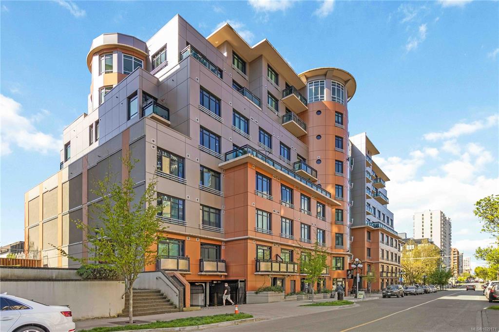 Fifth View of 1029 View St, JUKEBOX, Victoria, BC, V8V 0C9