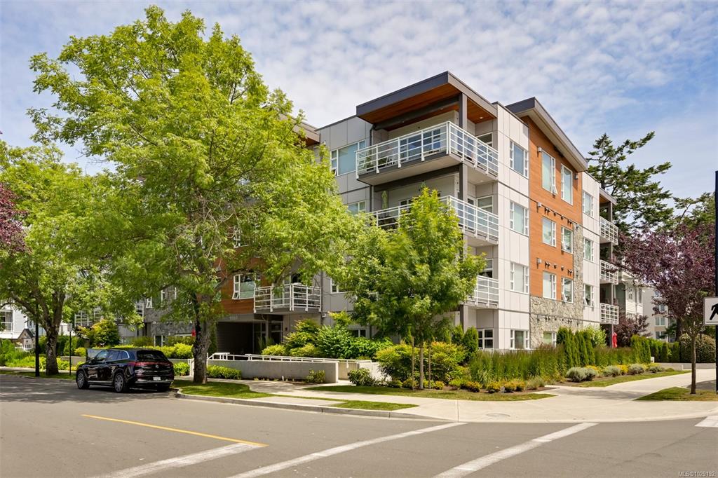 9861 Third St, 1029192, BC,