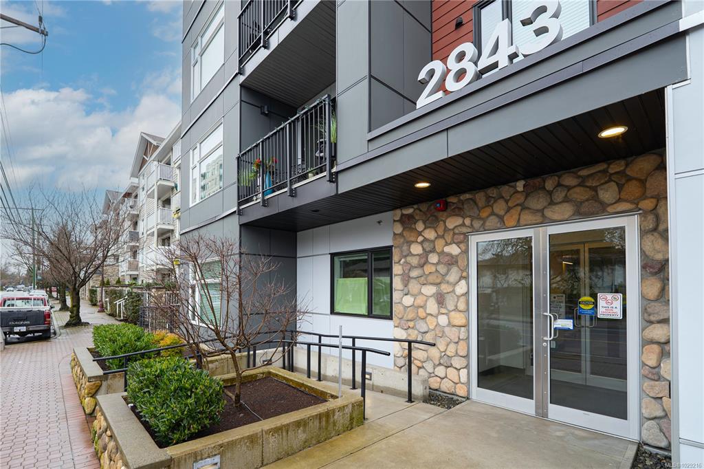 2843 Jacklin Rd, 1029216, BC,