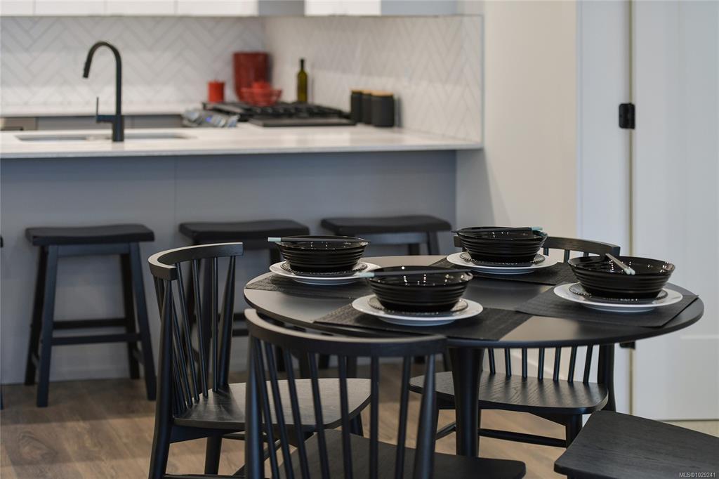 1114 Samar Cres, 1029241, BC,