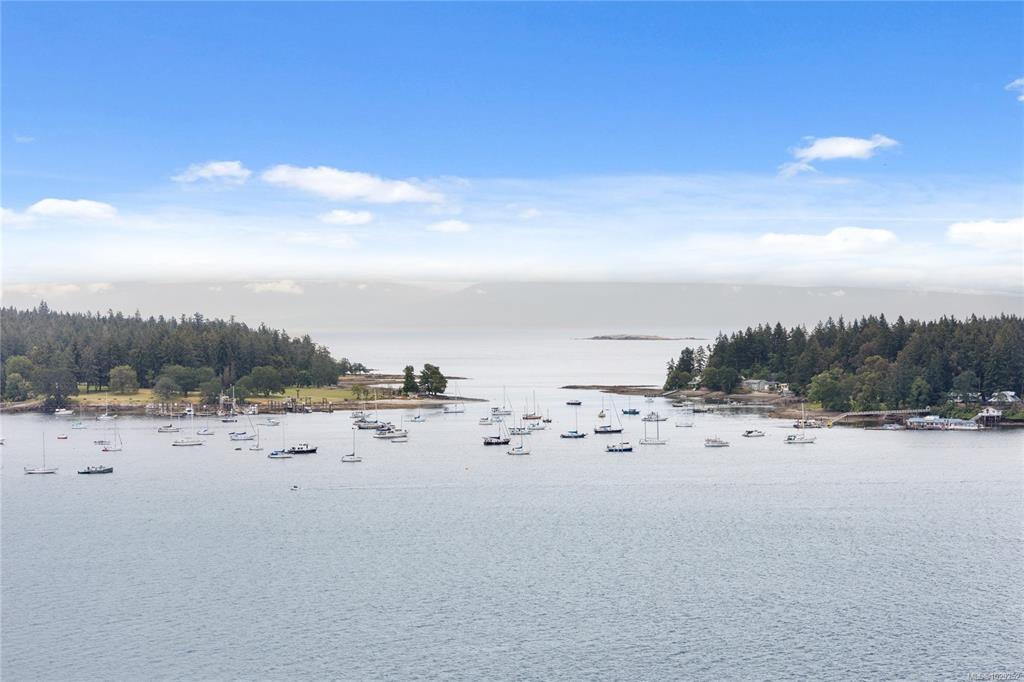 Fifth View of 38 Front St, Nanaimo, BC, V9R 0B8