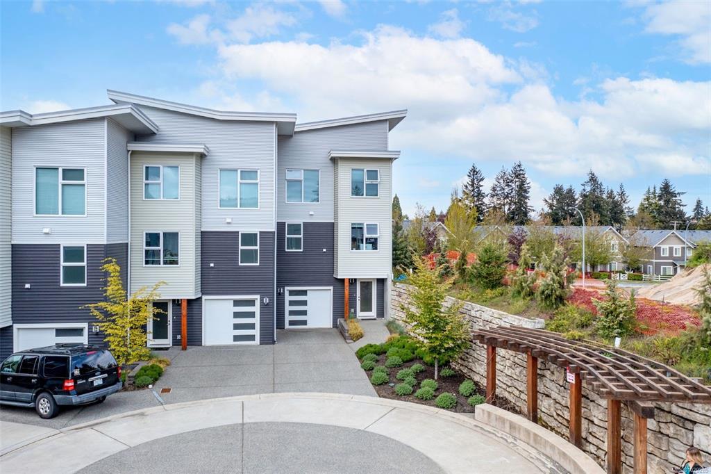 1800 Summerhill Pl, 1029285, BC,