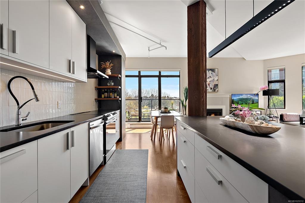 Third View of 455 Sitkum Rd, The Edge, Victoria, BC, V9A 7N9