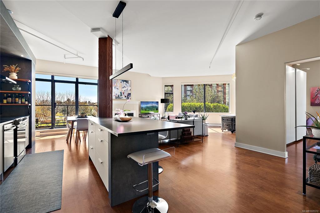 Fourth View of 455 Sitkum Rd, The Edge, Victoria, BC, V9A 7N9