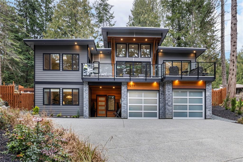 2371 Renfrew Rd, 1029352, BC,