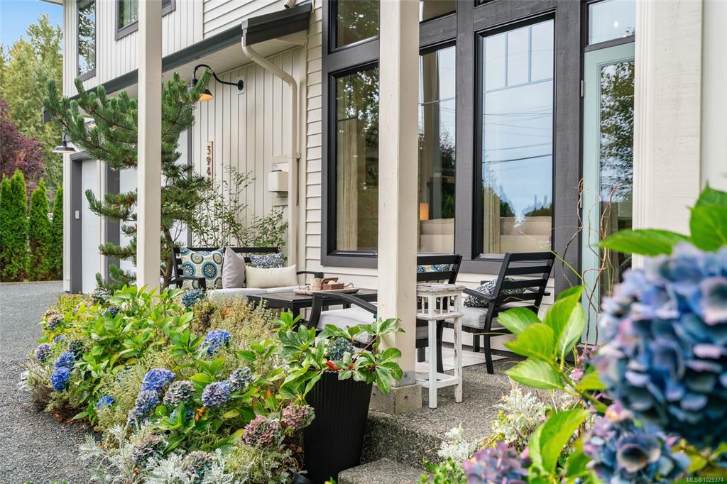 Third View of 3943 Dillman Rd, Campbell River, BC, V9H 1R5