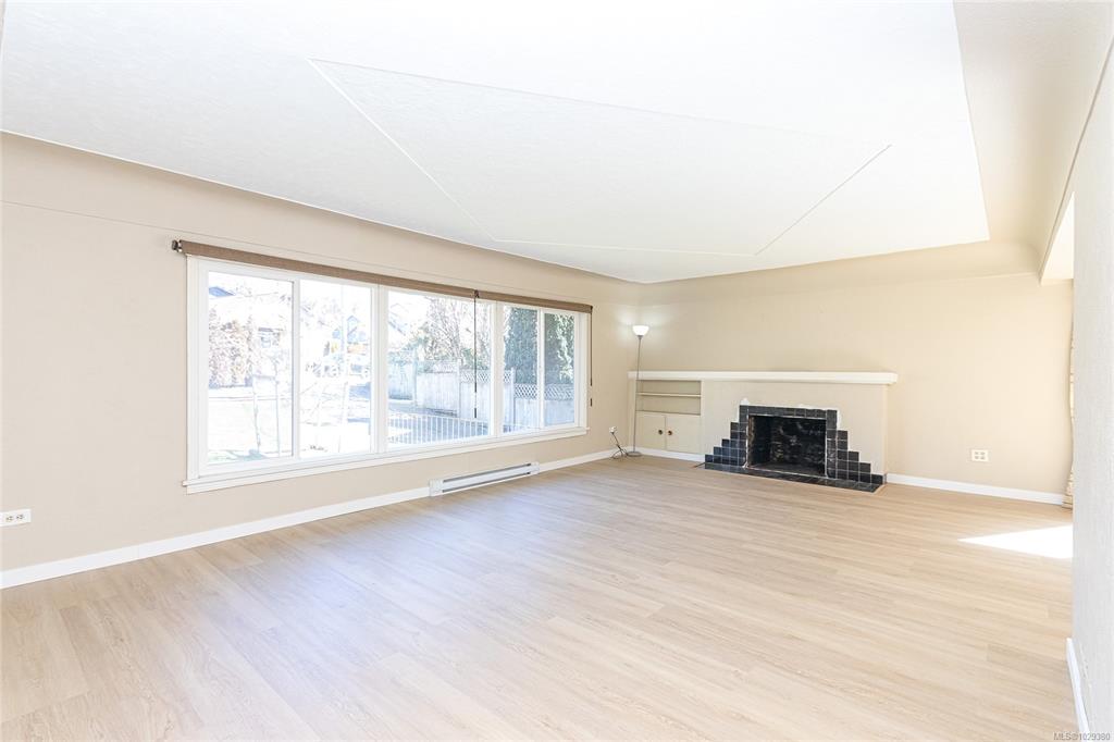 Fifth View of 3510 Richmond Rd, Saanich, BC, V8P 4P8