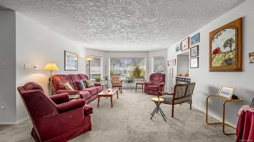 Fourth View of 66 Keeneland Ave, Courtenay, BC, V9N 9C5