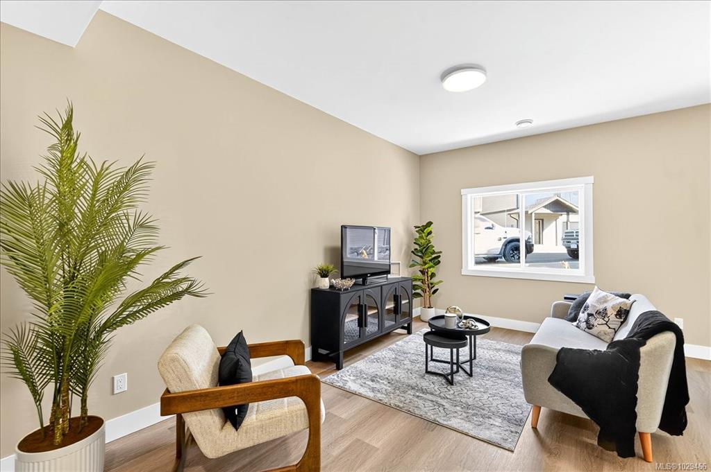 Fifth View of 5535 Woodland Cres E, Westporte Place, Port Alberni, BC, V9Y 8E6