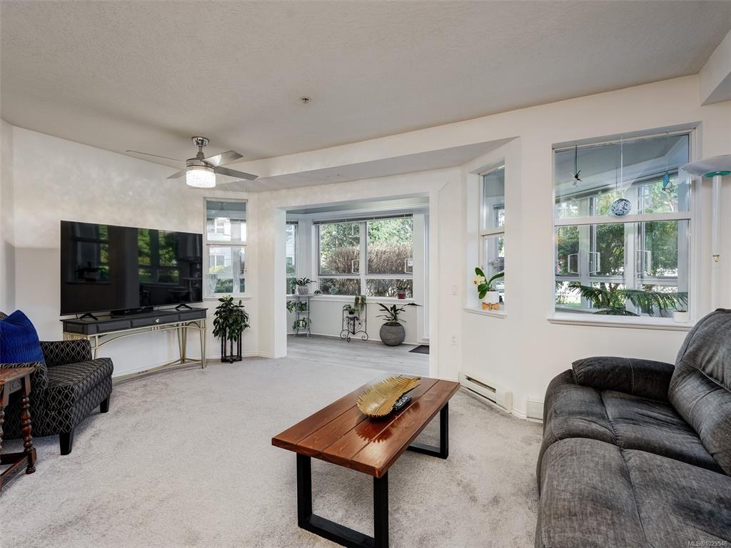 Third View of 1521 Church Ave, Ophir Place, Saanich, BC, V8P 5T7