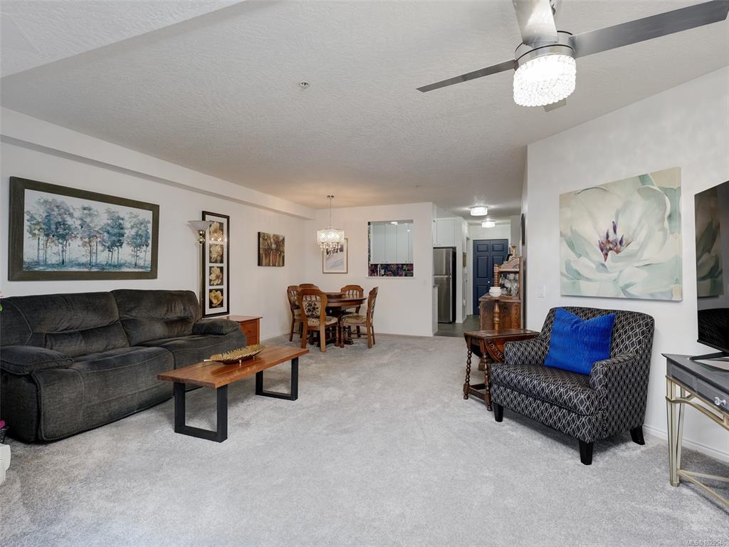 Fourth View of 1521 Church Ave, Ophir Place, Saanich, BC, V8P 5T7