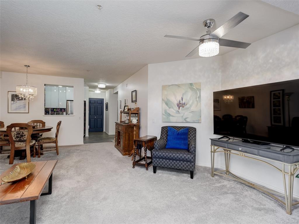 Fifth View of 1521 Church Ave, Ophir Place, Saanich, BC, V8P 5T7