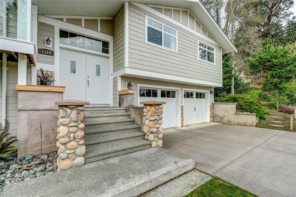 Fourth View of 1569 Murdoch Rd, Nanaimo, BC, V0R 1J0
