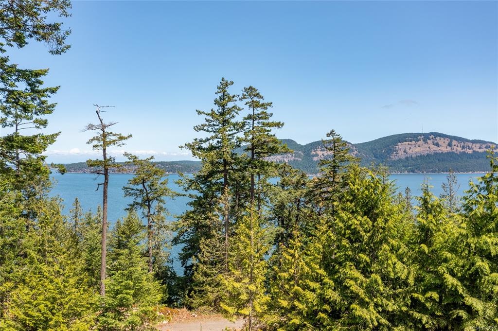 Fifth View of 9825 Canal Rd, Pender Island, BC, V0N 2M3