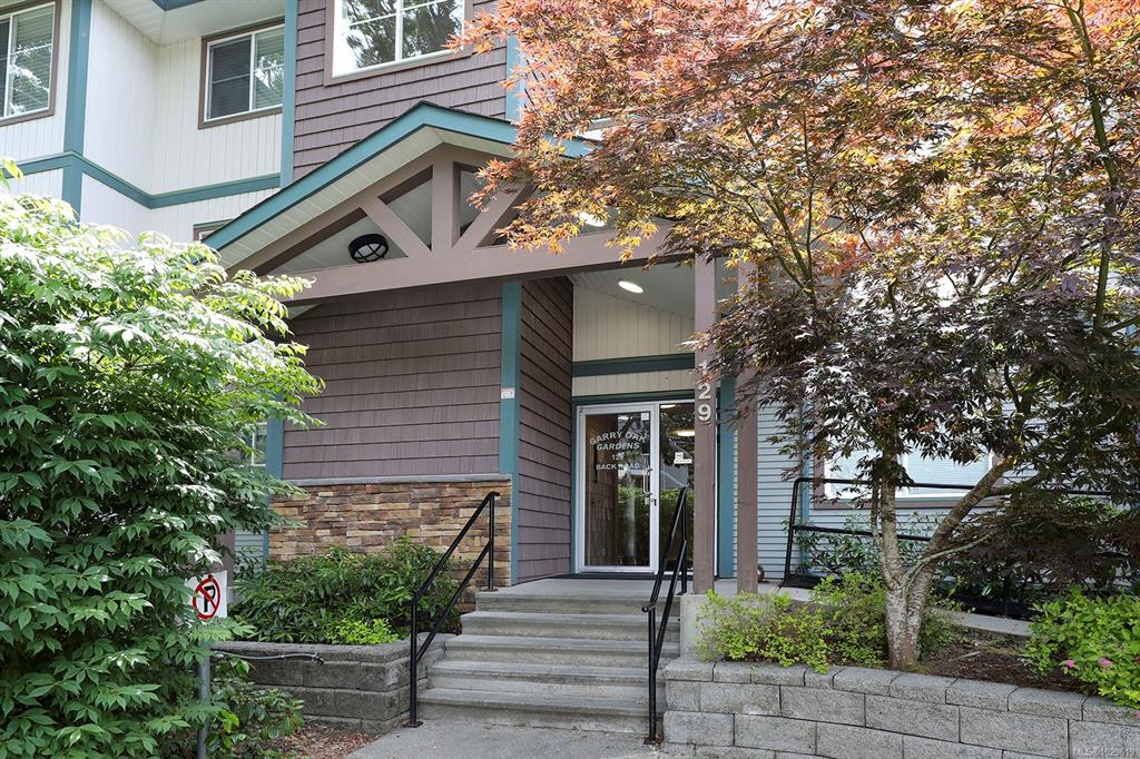 Fourth View of 129 Back Rd, Garry Oaks Gardens, Courtenay, BC, V9N 3W5