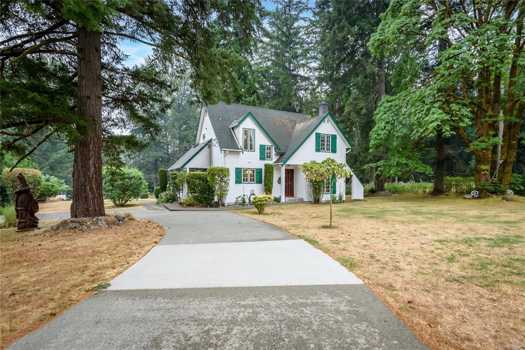Third View of 2245 Schulz Rd, Black Creek, BC, V9J 1K5