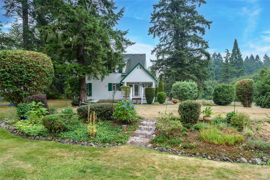 Fourth View of 2245 Schulz Rd, Black Creek, BC, V9J 1K5