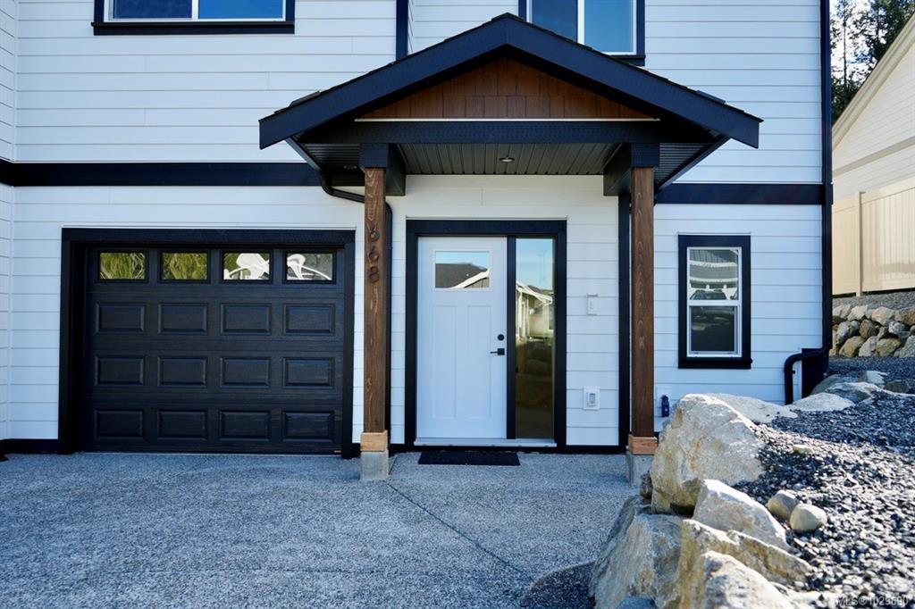 Second View of 668 Sanderson Rd, Ladysmith, BC, V9G 0A7