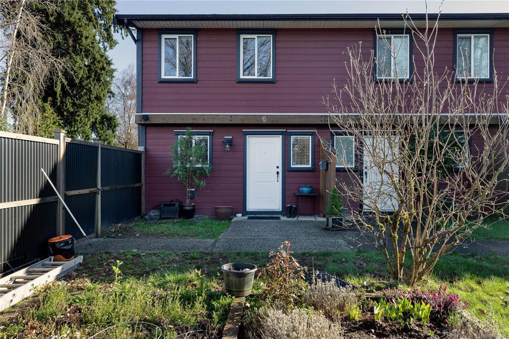 581 Dogwood St, 1029693, BC,