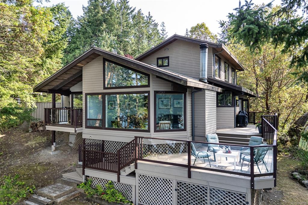 Third View of 835 Sturdies Bay Rd, Galiano Island, BC, V0N 0E9