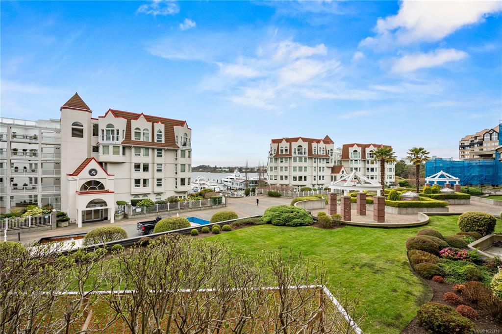 Third View of 165 Kimta Rd, Victoria, BC, V9A 7P1