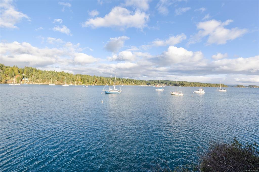Fifth View of 111 Fulford Ganges Rd, Salt Spring, BC, V8K 2T9