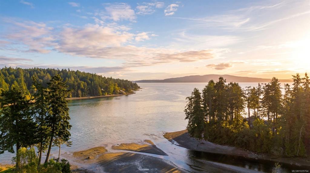 Fourth View of 2839 Oceanside Lane, Mill Bay, BC, V8H 1E1