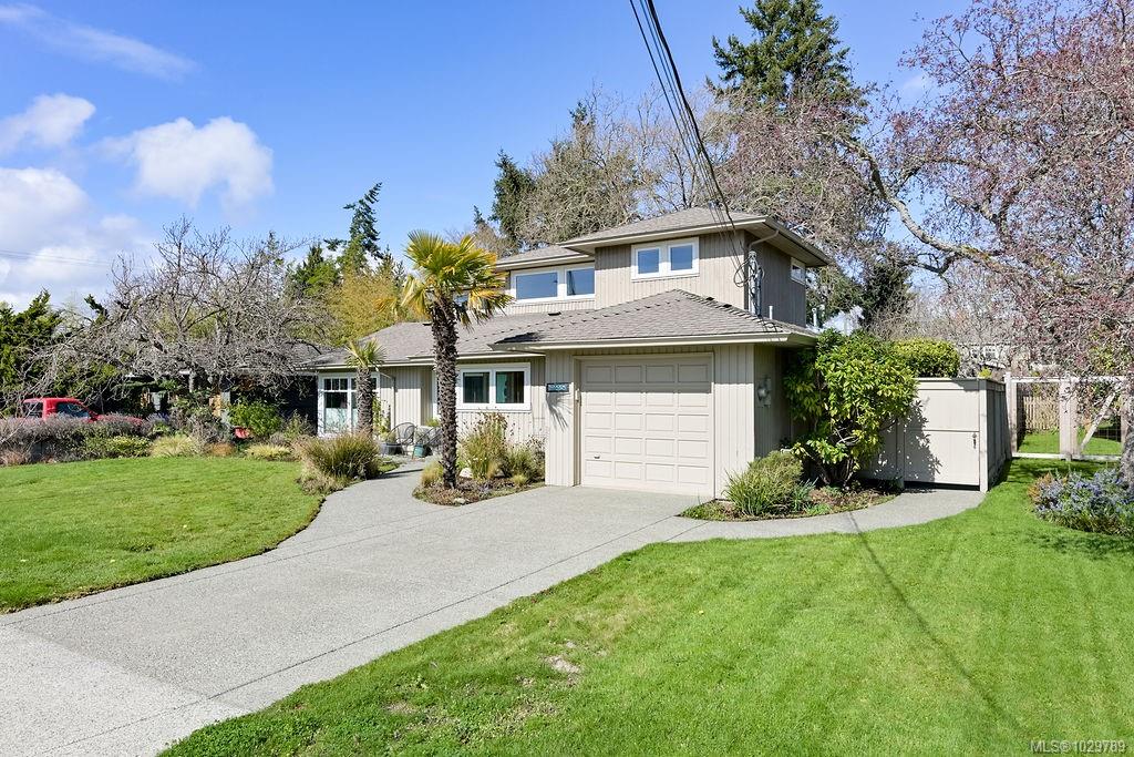 Fifth View of 1866 Taylor St, Saanich, BC, V8R 3G4