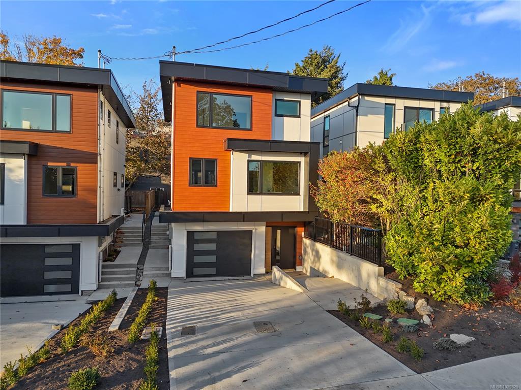 Second View of 1342 Wood St, Esquimalt, BC, V9A 5E1