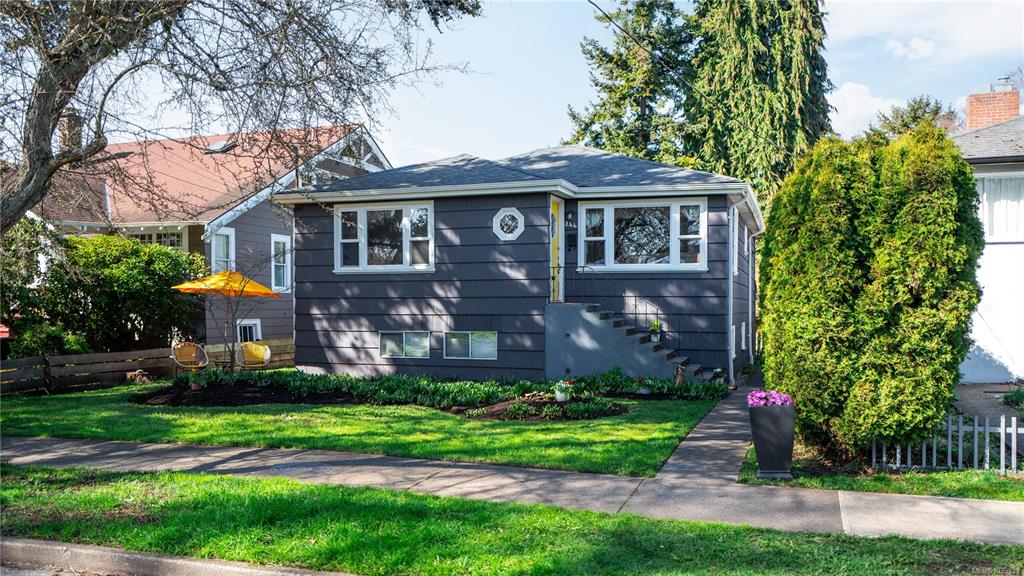 244 Linden Ave, 1029839, BC,