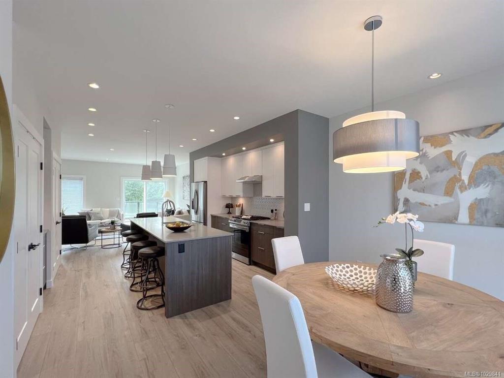 Fourth View of 2310 Guthrie Rd, URBAN CORNER, Comox, BC, V9M 0C6