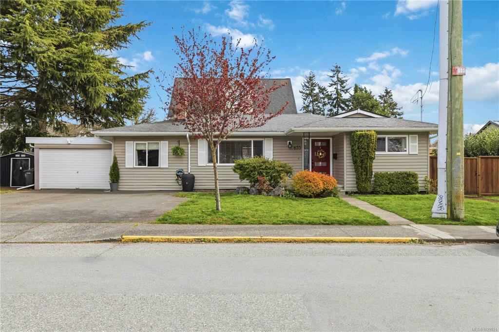 Second View of 655 Rothwell St, Victoria, BC, V9A 4E2