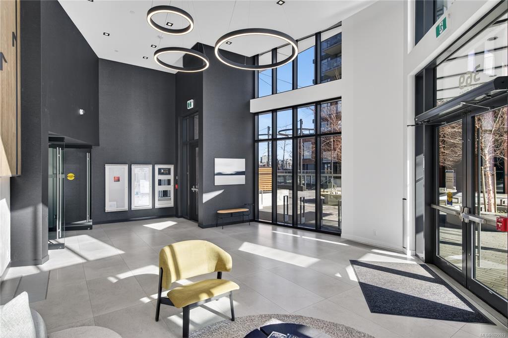 Fifth View of 369 Tyee Rd, Victoria, BC, V9A 0B6