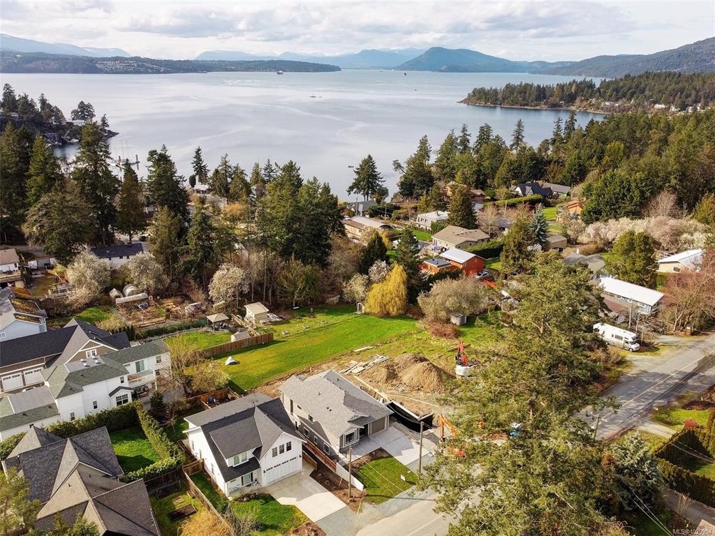 10956 Chalet Rd, 1029954, BC,